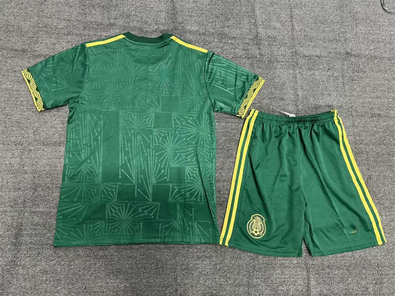 (image for) 2025 Mexico Green Youth Soccer Jersey